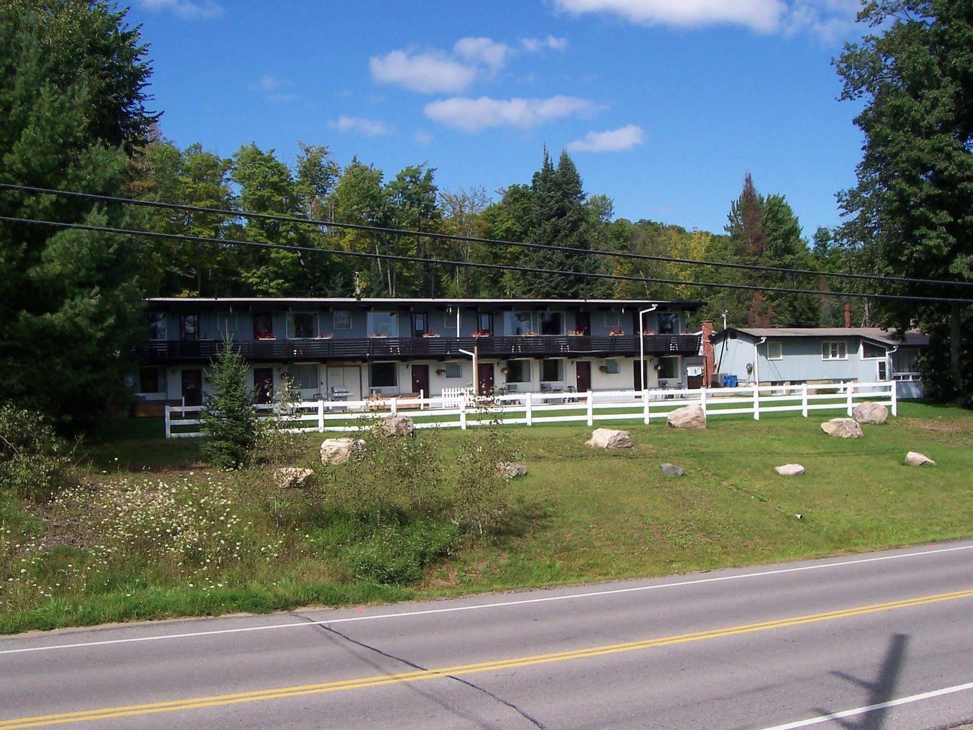 Lakeview Motel Haliburton Kültér fotó