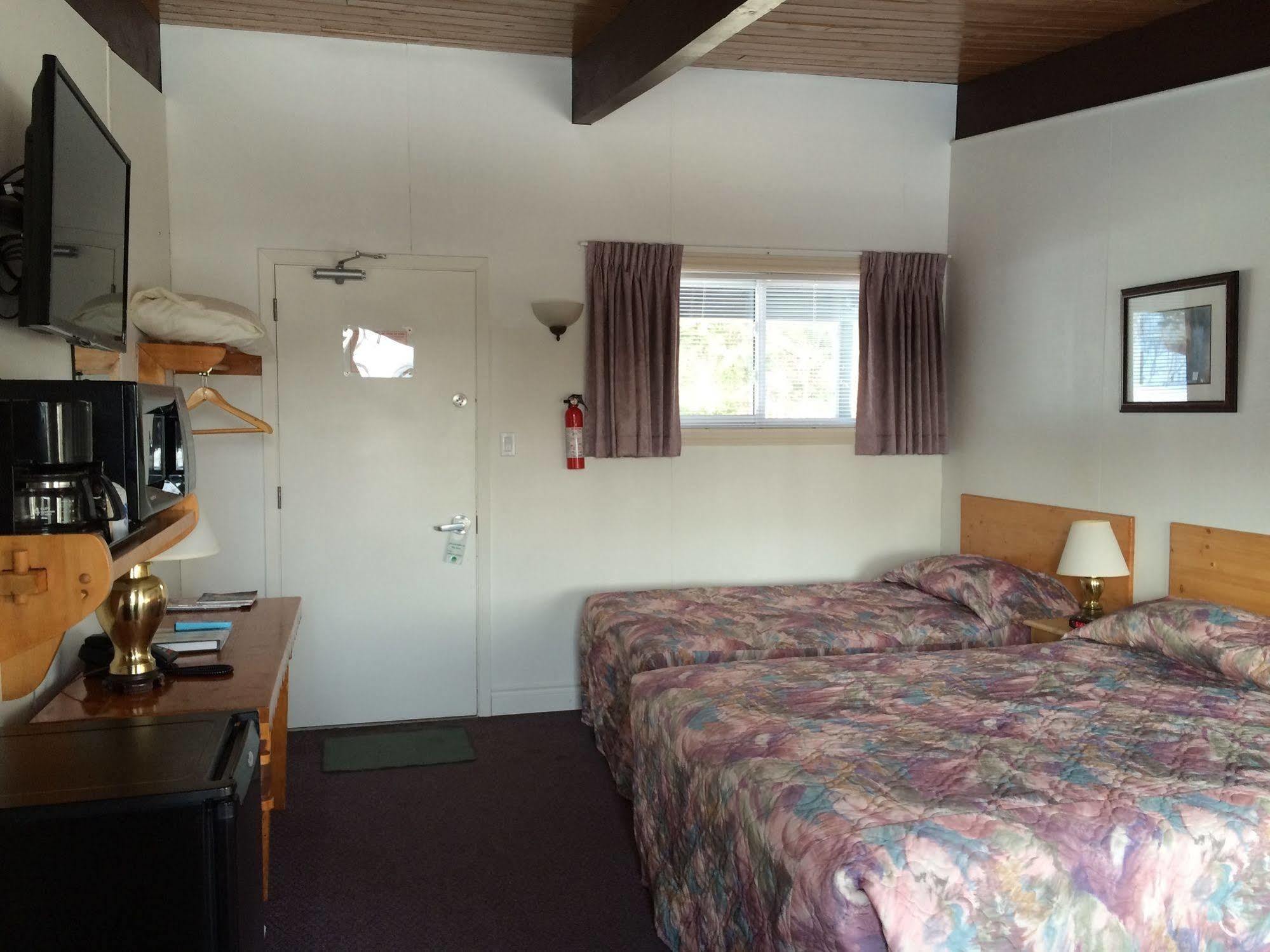 Lakeview Motel Haliburton Kültér fotó