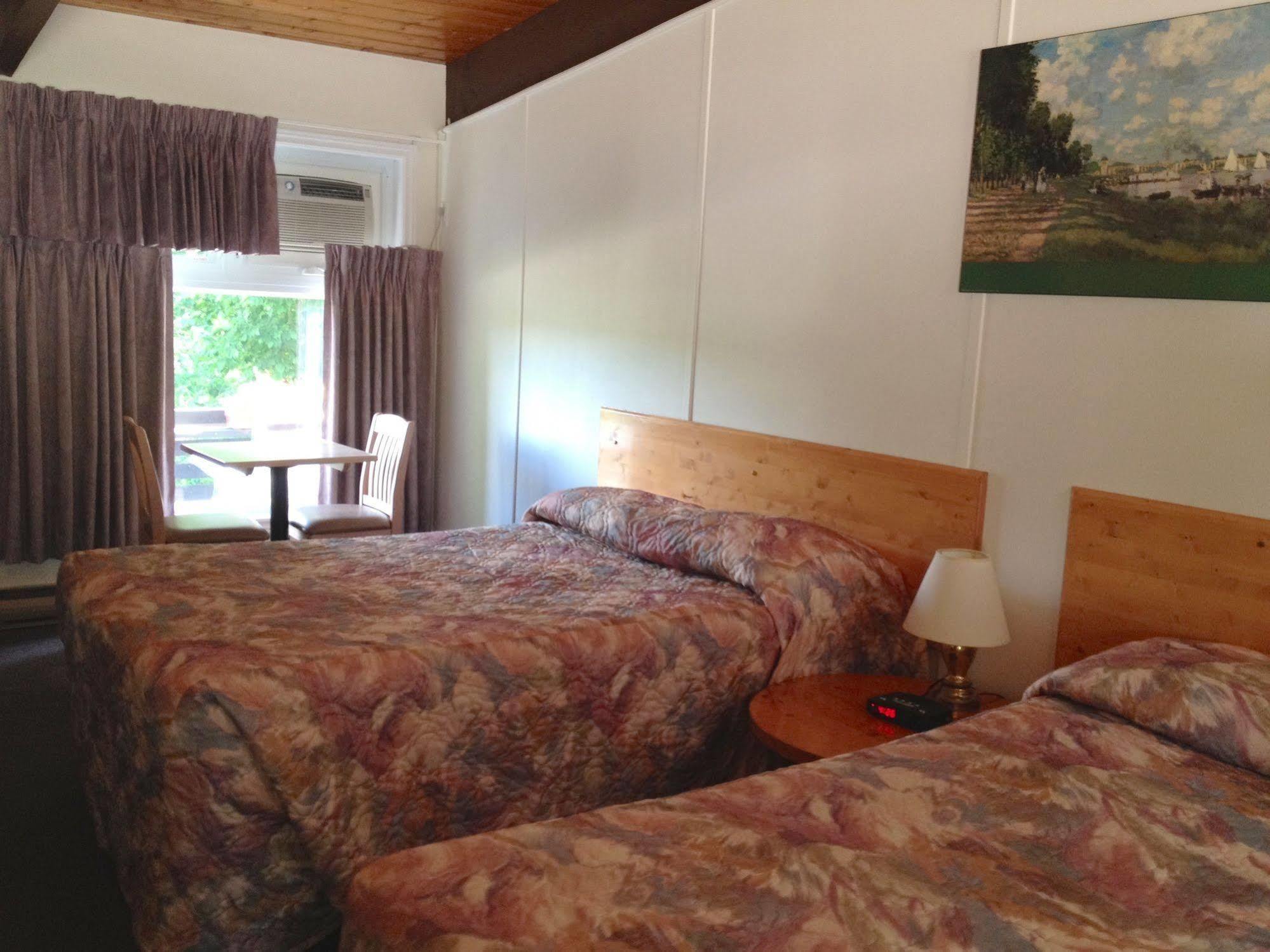 Lakeview Motel Haliburton Kültér fotó