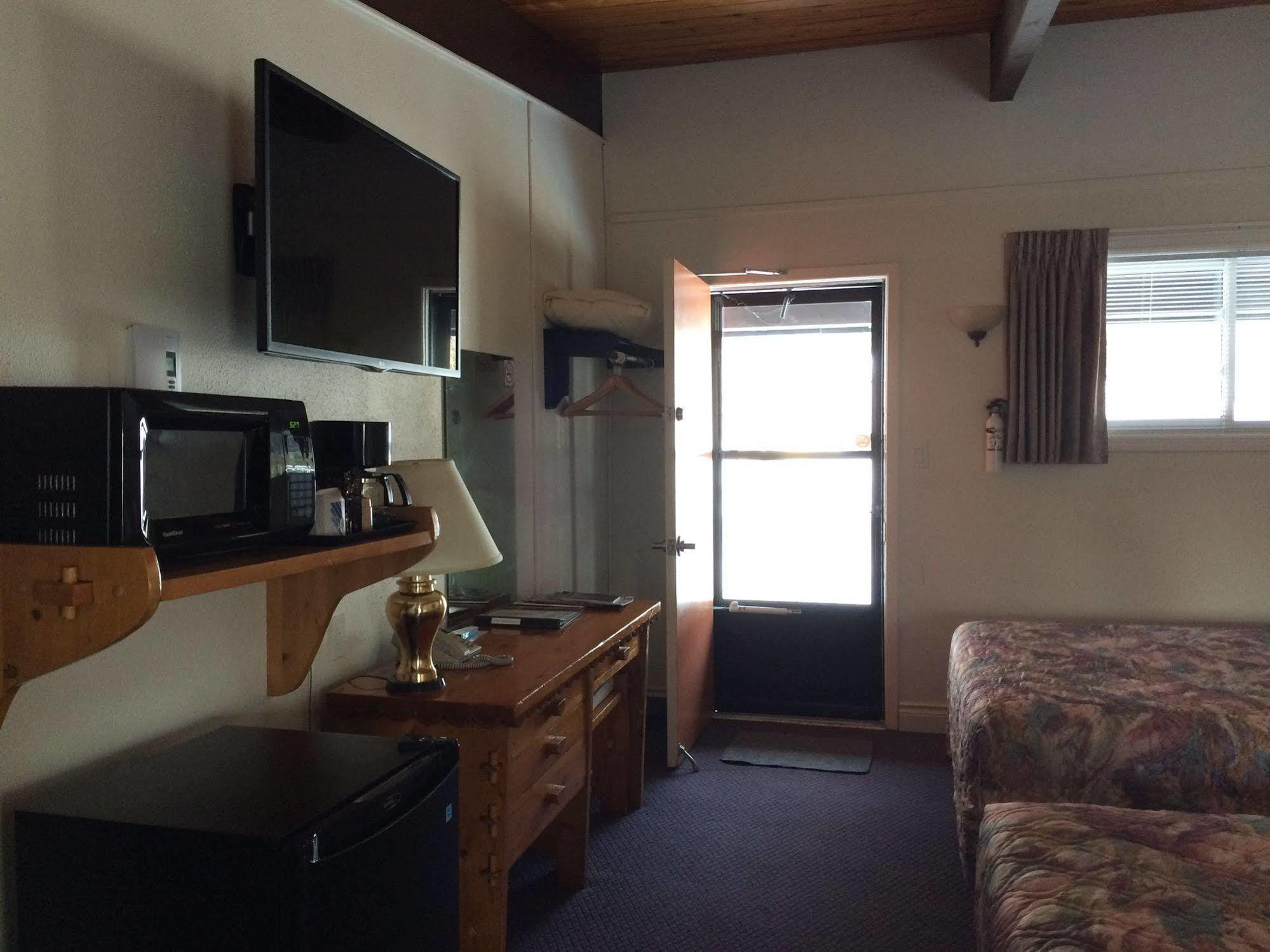 Lakeview Motel Haliburton Kültér fotó