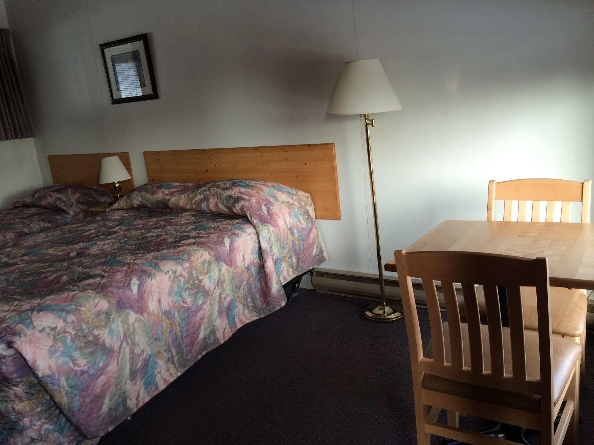 Lakeview Motel Haliburton Kültér fotó
